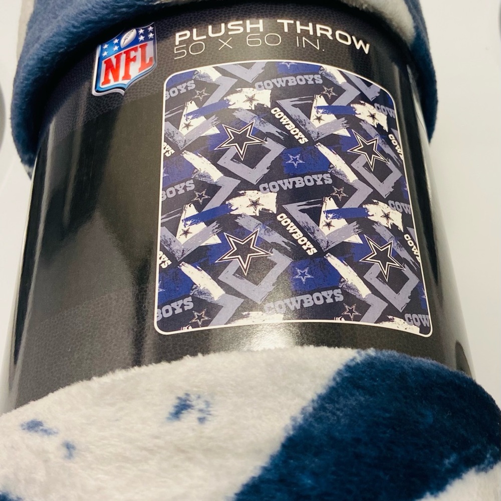 NFL Cowboys plush throw 50”X60” fleece blanket, new no ever used